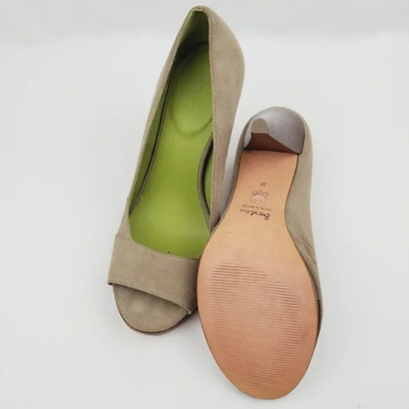 Boden Real Leather Taupe Heel Pumps Size 38/8 - Picture 7 of 10